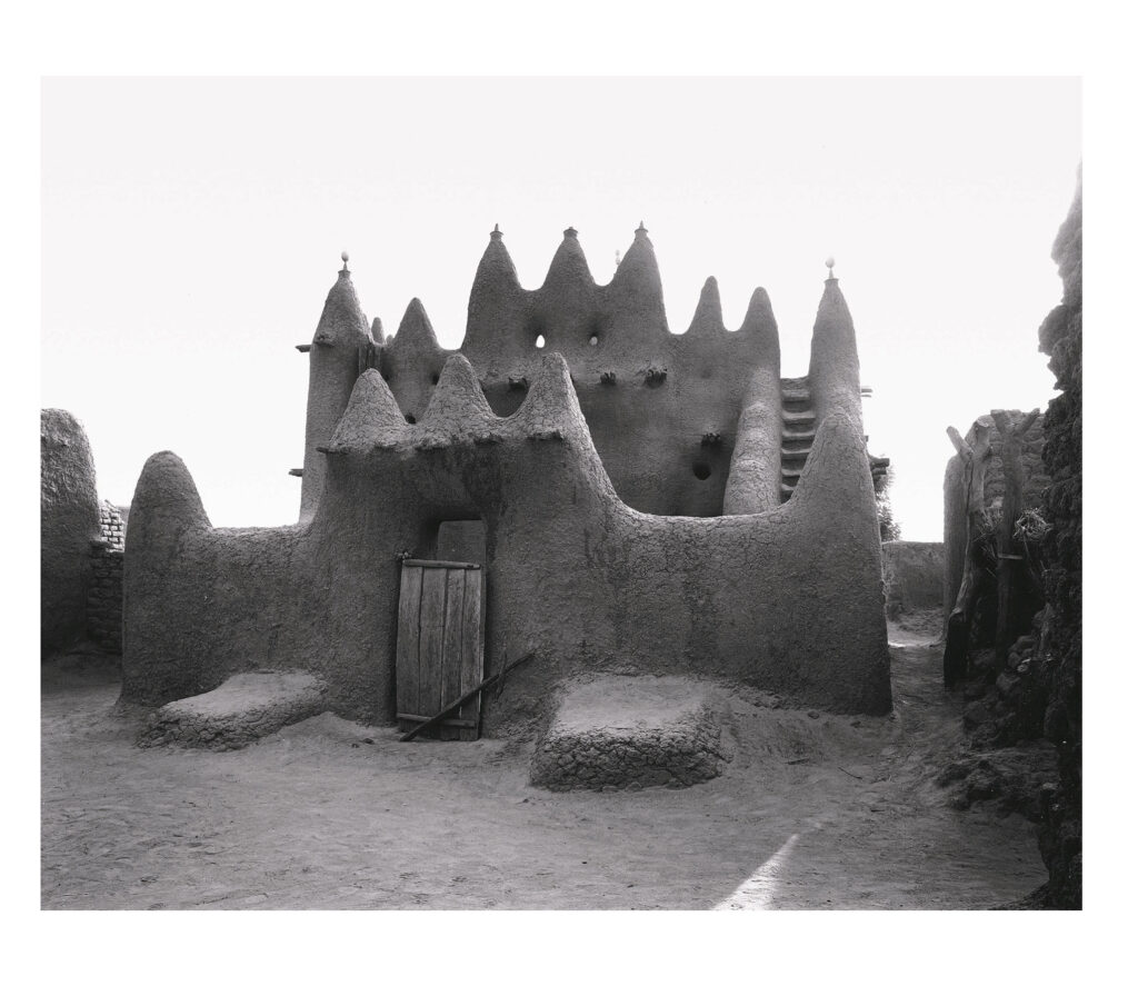 Banco, Adobe Mosques of the Inner Niger delta, 5 Continents Editions, 2003